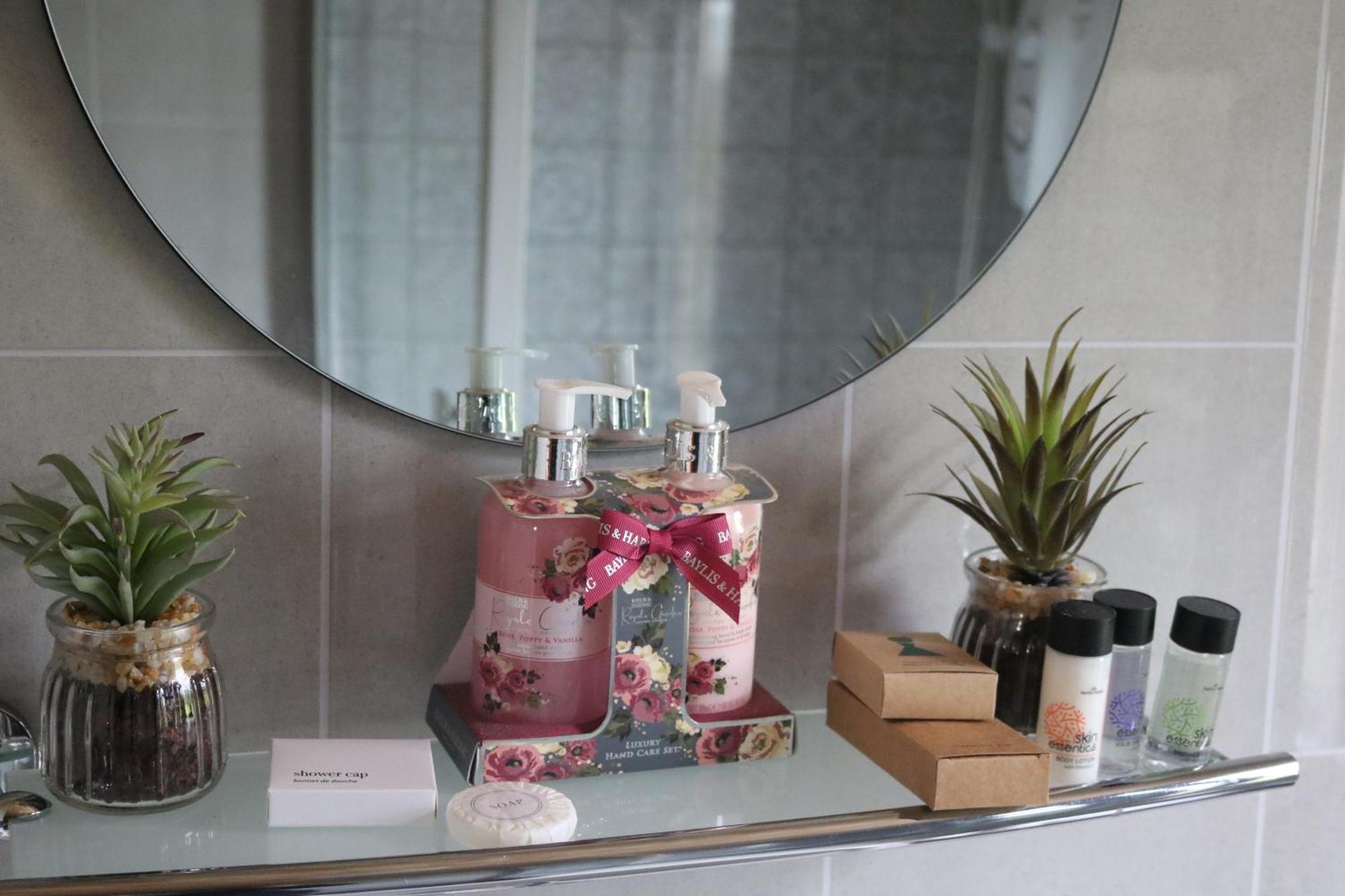 The Cabin Pipershill Newtownbutler المظهر الخارجي الصورة